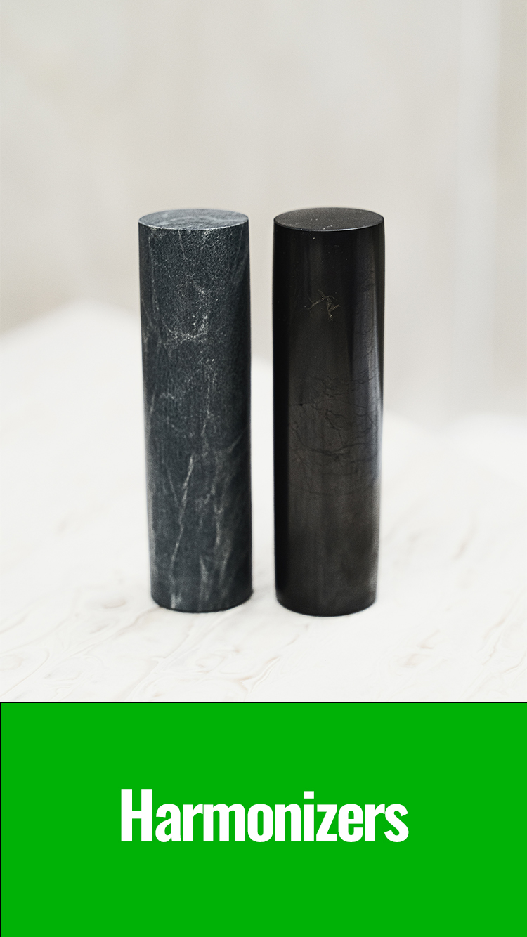 Harmonizers - Two polished shungite cylinders